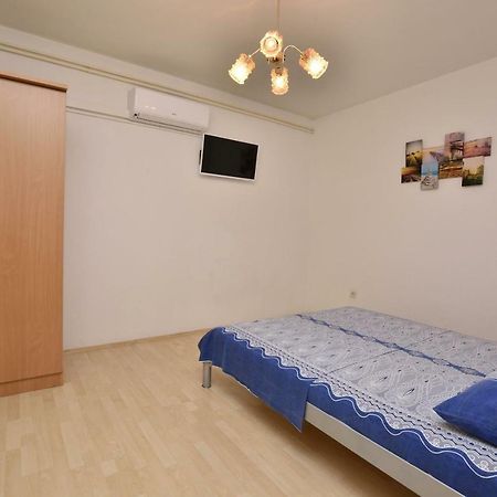 Apartment Dijo I プリモシュテン エクステリア 写真