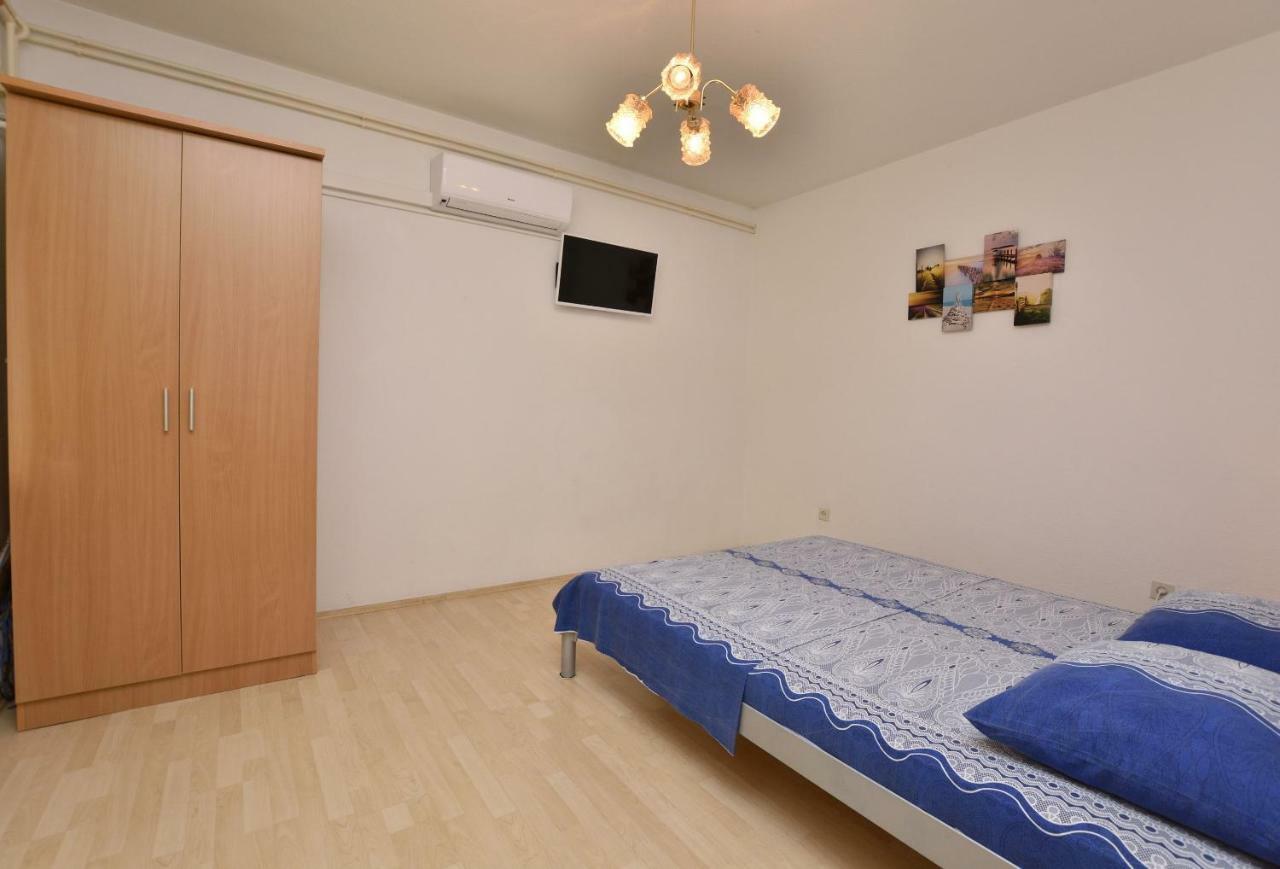 Apartment Dijo I プリモシュテン エクステリア 写真