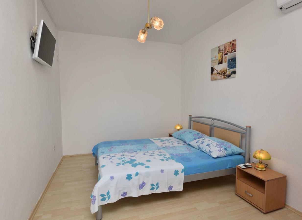 Apartment Dijo I プリモシュテン エクステリア 写真
