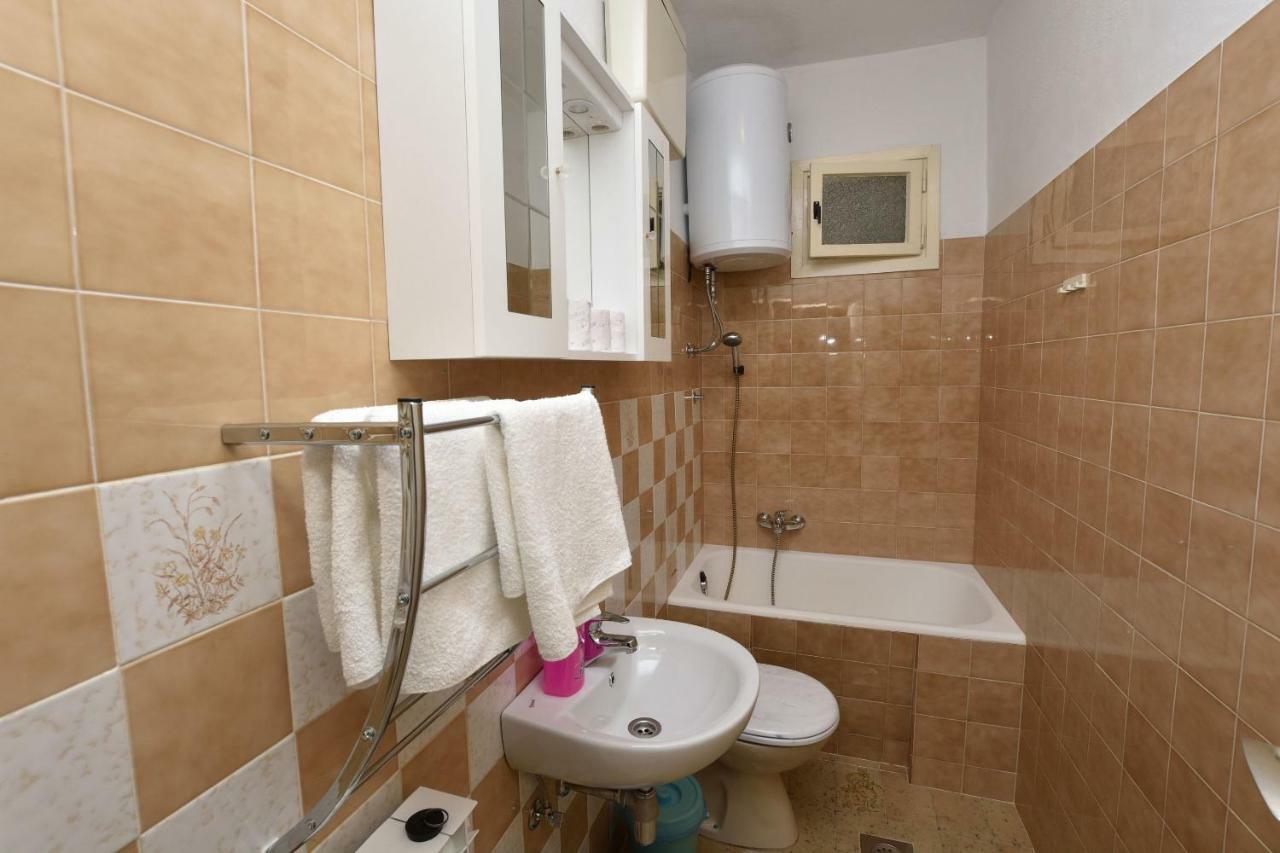 Apartment Dijo I プリモシュテン エクステリア 写真
